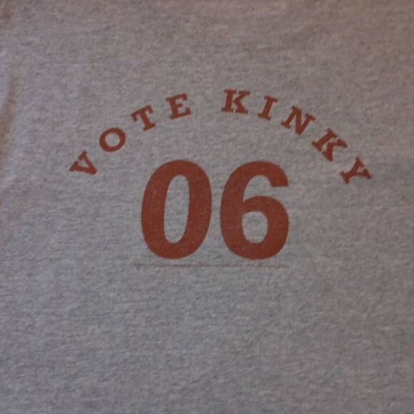 Longhorn For Kinky Tshirt  Size Small  PTP 17" Length 27" Brand Gildan Ultra Cot - Picture 3 of 9